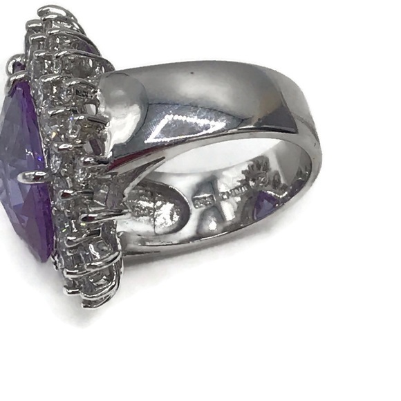 Charles Winston CWE Sterling Silver Purple CZ Ring - Picture 5 of 7